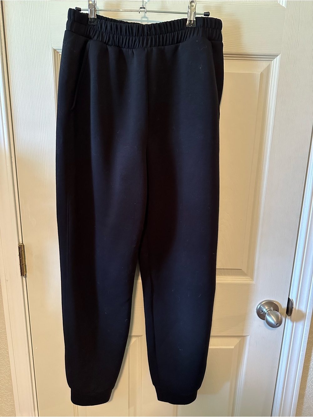 Old Navy Black High-Rise Active Bounce Fleece Joggers